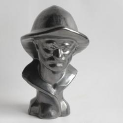 Buste de vieil homme terre cuite vernissée noire