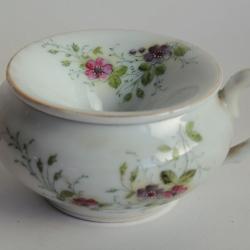 Tasse crachoir porcelaine