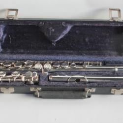 Ancienne Fl&ucirc;te traversi&egrave;re Master m&eacute;tal argent&eacute;