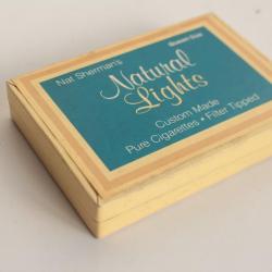 Boîte à cigarettes carton Nat Sherman's Natutal Lights Queen size