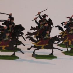 Soldats plats d'étain OKI 1424 Austro-hongrois Hussards 1760