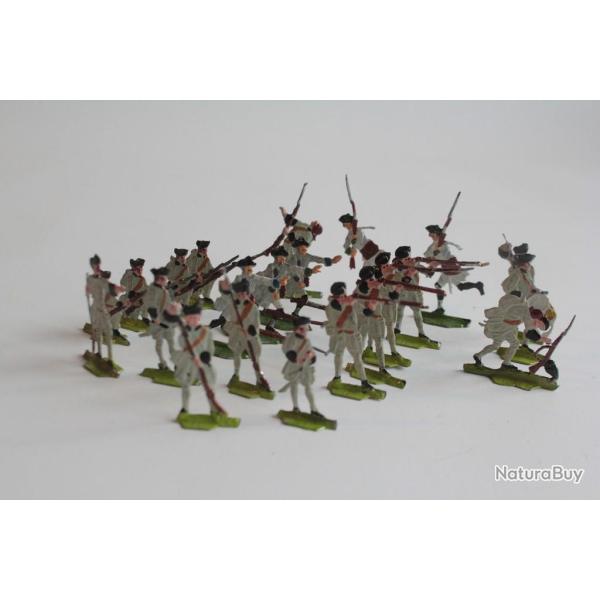 Soldats plats d'�tain OKI 435 Grenadiers autrichiens 1760