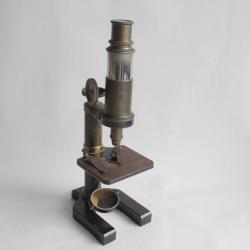 Ancien microscope W. Tarun Berlin