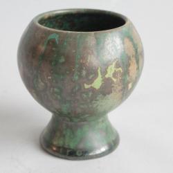 Petit vase grès à cristallisations signé