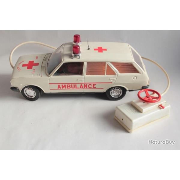 Voiture Telectric Seat Fiat 131 Ambulance Rico vintage jouet