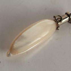 Ancien flacon Tabatière nacre et argent