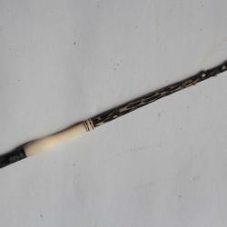 Porte-plume Chamois os sculpté Art Populaire