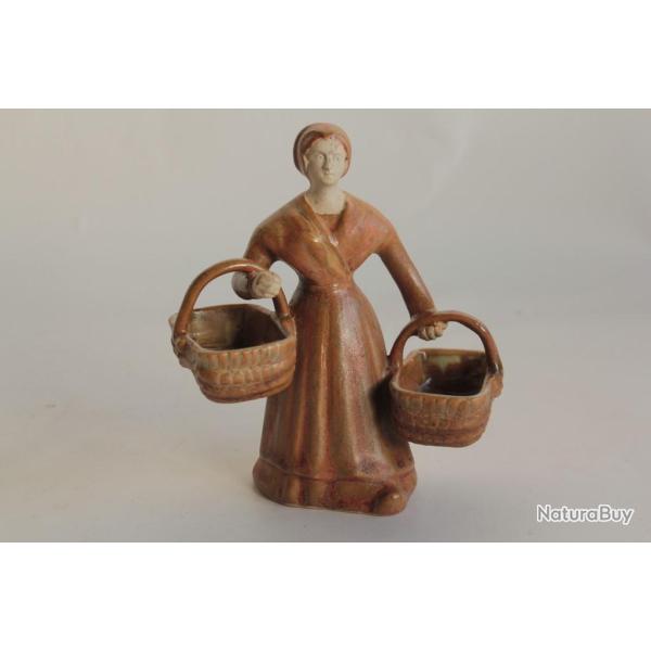 Sali�re gr�s Denbac Femme aux paniers