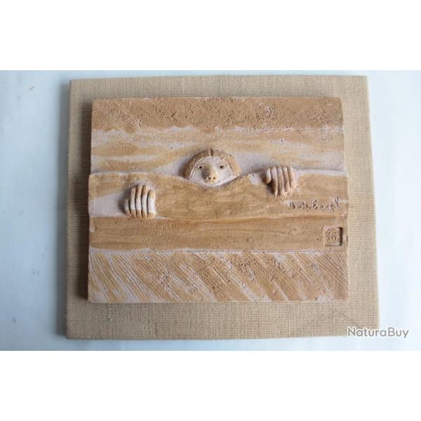 Sara ENGEL Sculpture murale Le curieux Art contemporain