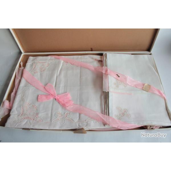 Ancienne Nappe et 12 sets de table Lin Dentelle de Luxeuil