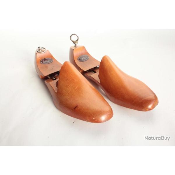 Embauchoirs bois Bally T42