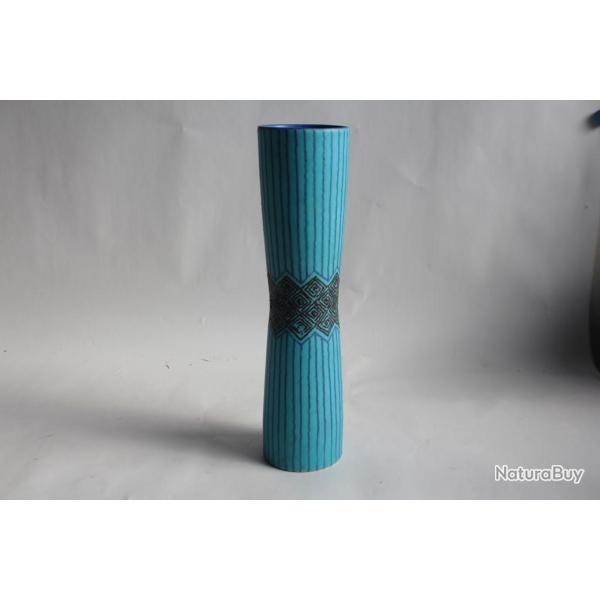 Vase c�ramique �maill�e Caroline Whyman