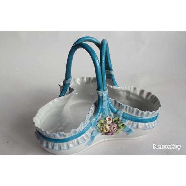 Corbeille porcelaine Fleurs XIXe sicle