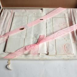 Ancienne parure de lit Drap Lin Dentelle de Luxeuil