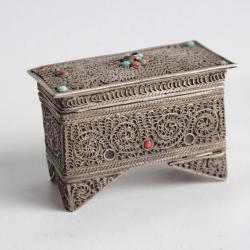 Boite filigrane corail turquoise Tibet