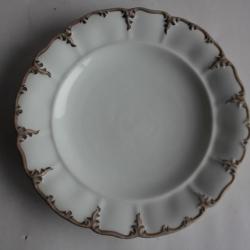 Assiette porcelaine Thun Klösterle Vienne Autriche XIXe siècle