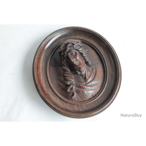 Sculpture T�te de Christ bois sculpt�