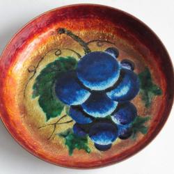 Coupe émaux sur cuivre Raisins