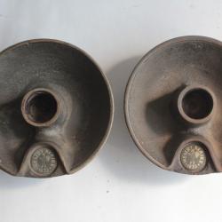 Paire bougeoirs fonte Henri Maire Vin