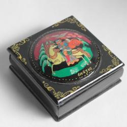 Boîte laquée Russe