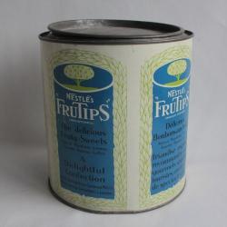 Grande Boîte tôle lithographiée Bonbons Nestlé's Frutips Suisse