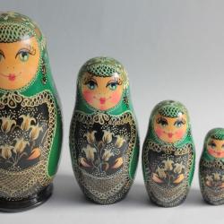 Poupées russes Matriochkas bois peint