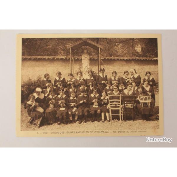 CPA Rh�ne Institution des jeunes aveugles Lyon-Vaise travail manuel