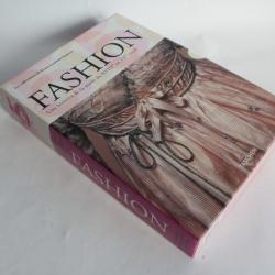 Livre Fashion Kyoto costume Institute mode XVIII au XXe siècle