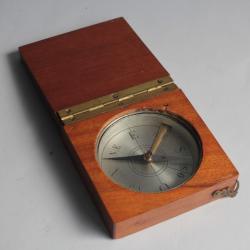 Ancienne boussole Maritime