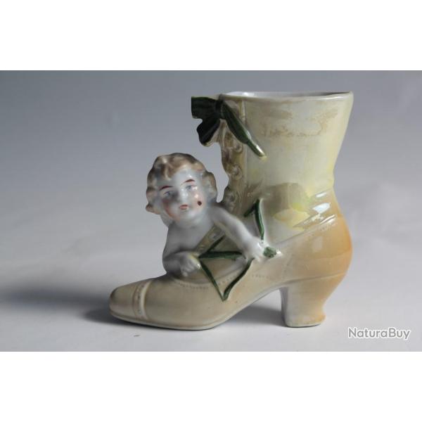 Porte bouquet Chaussure Botte porcelaine