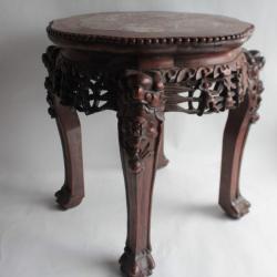 Table d'appoint bois de rose sculpté marbre Chine