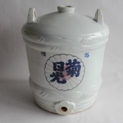 Tonneau à saké porcelaine Japon