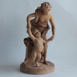 Ancienne Sculpture terracotta Femme et enfant Faune