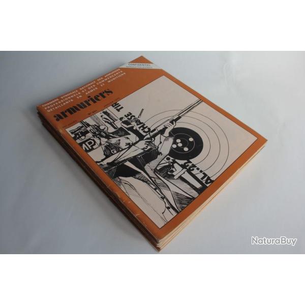 11 magazines Armuriers Confidentiel anne 1975 complet