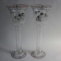 Paire Bougeoirs verre émaillé Chiens de chasse