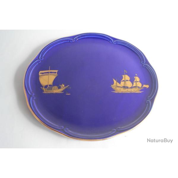 Plat fa�ence GIEN Bateaux