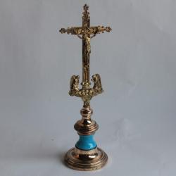 Crucifix Christ sur croix Angelots laiton porcelaine XIXe siècle