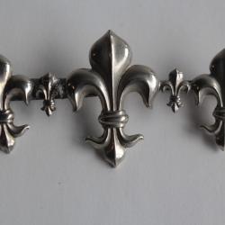 Broche Fleurs de lys bijoux