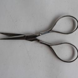 Ancienne paires de ciseaux acier Broderie Couture