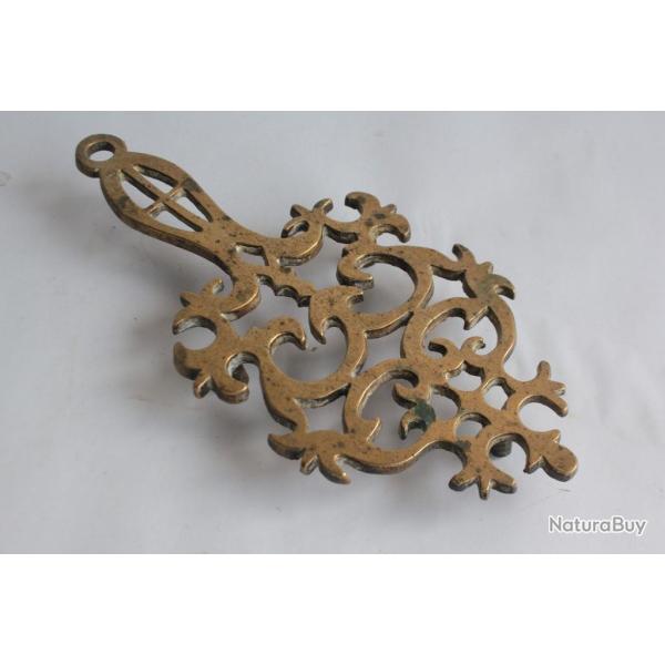 Repose fer � repasser