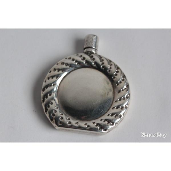 Flacon � parfum argent anglais Ari D Norman