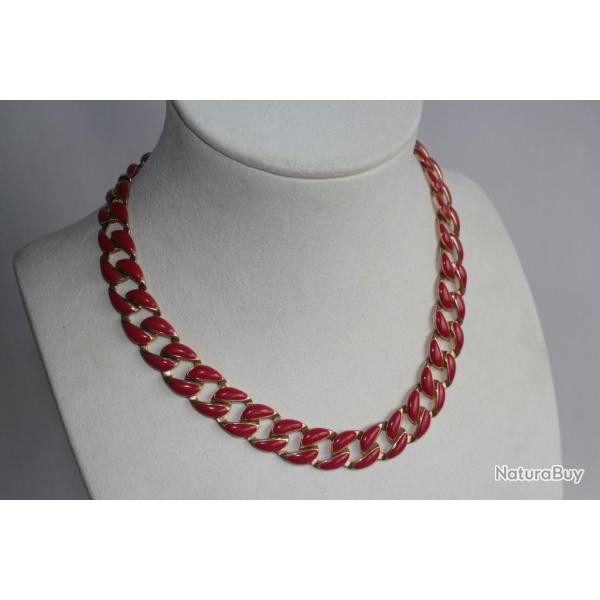 Collier vintage m�tal dor� �maill� rouge
