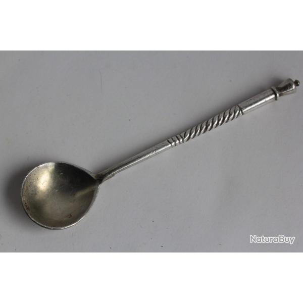 Petite cuill�re � caviar argent Russe