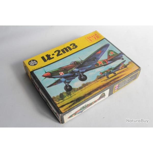 Maquette Avion kit Matchbox n� PK 652 NA FJ-4B Fury