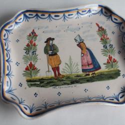 Plateau faïence Henriot Quimper Couple Bretons