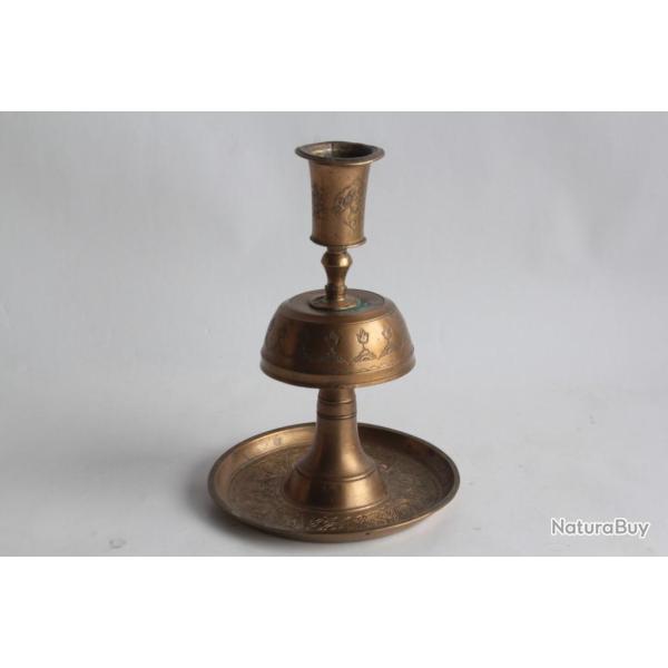 Bougeoir bronze grav� Iran Qadjar Perse XIXe si�cle