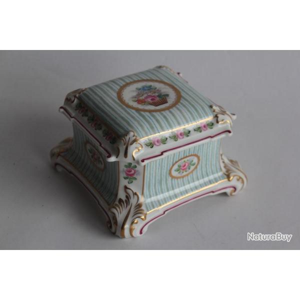Ancienne Boite  bijoux porcelaine