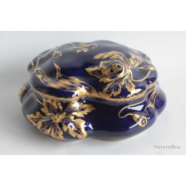 Bonbonni�re porcelaine bleu cobalt Limoges France Art Nouveau