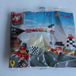 LEGO Finish ligne and podium Ferrari ref 40194