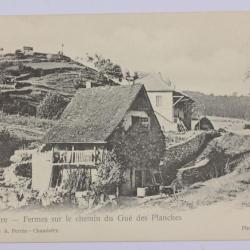CPA Savoie La Bridoire Fermes sur le chemin du Gué des Planches